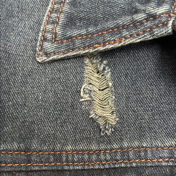 Classic Denim Distressed Jacket - Picture 4 of 9